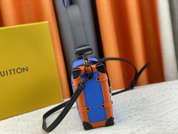 ルイヴィトンバッグ側面デザイン